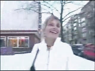 ポルノビデオ脂肪ゲイhur母guyオンライン左のqrコードを読み取